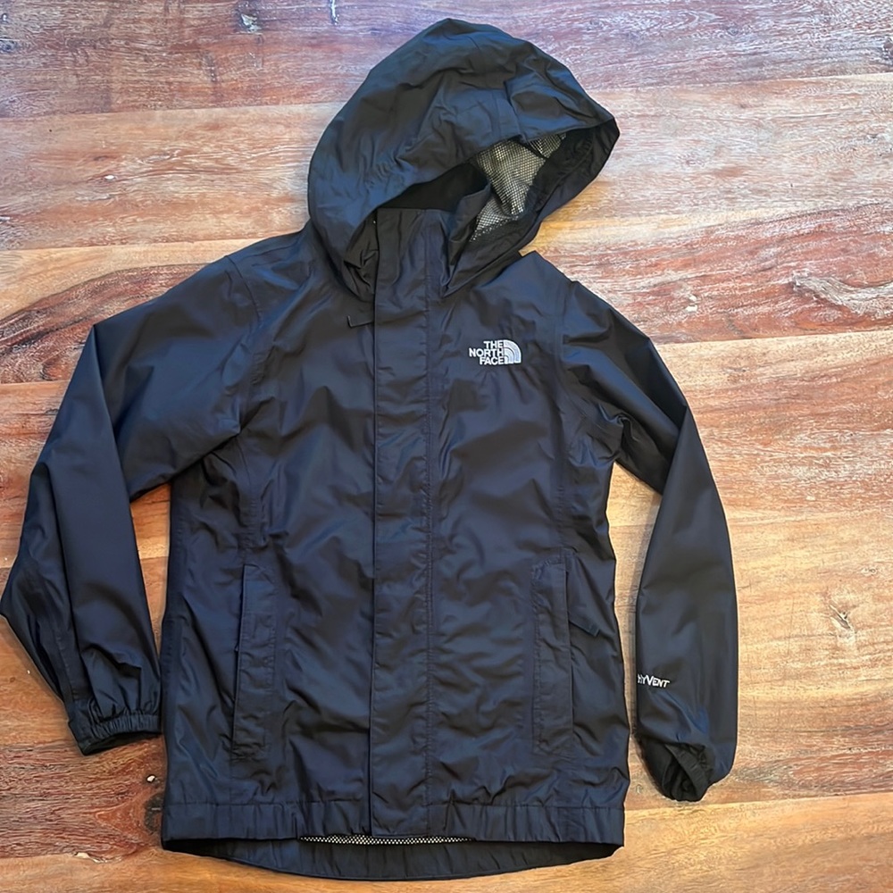 Kids Northface black windbreaker/raincoat. Size Small/7/8.